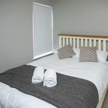 Amazing 3 Bedroom Home, Prime Bt1 Postcode And City Centre Location بلفاست المظهر الخارجي الصورة