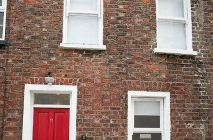 Amazing 3 Bedroom Home, Prime Bt1 Postcode And City Centre Location بلفاست المظهر الخارجي الصورة